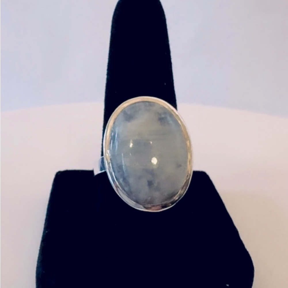 RAINBOW MOONSTONE .925
STERLING SILVER sz 7